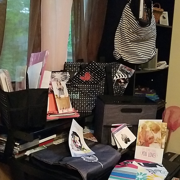 Bags - Picture 2 of 4